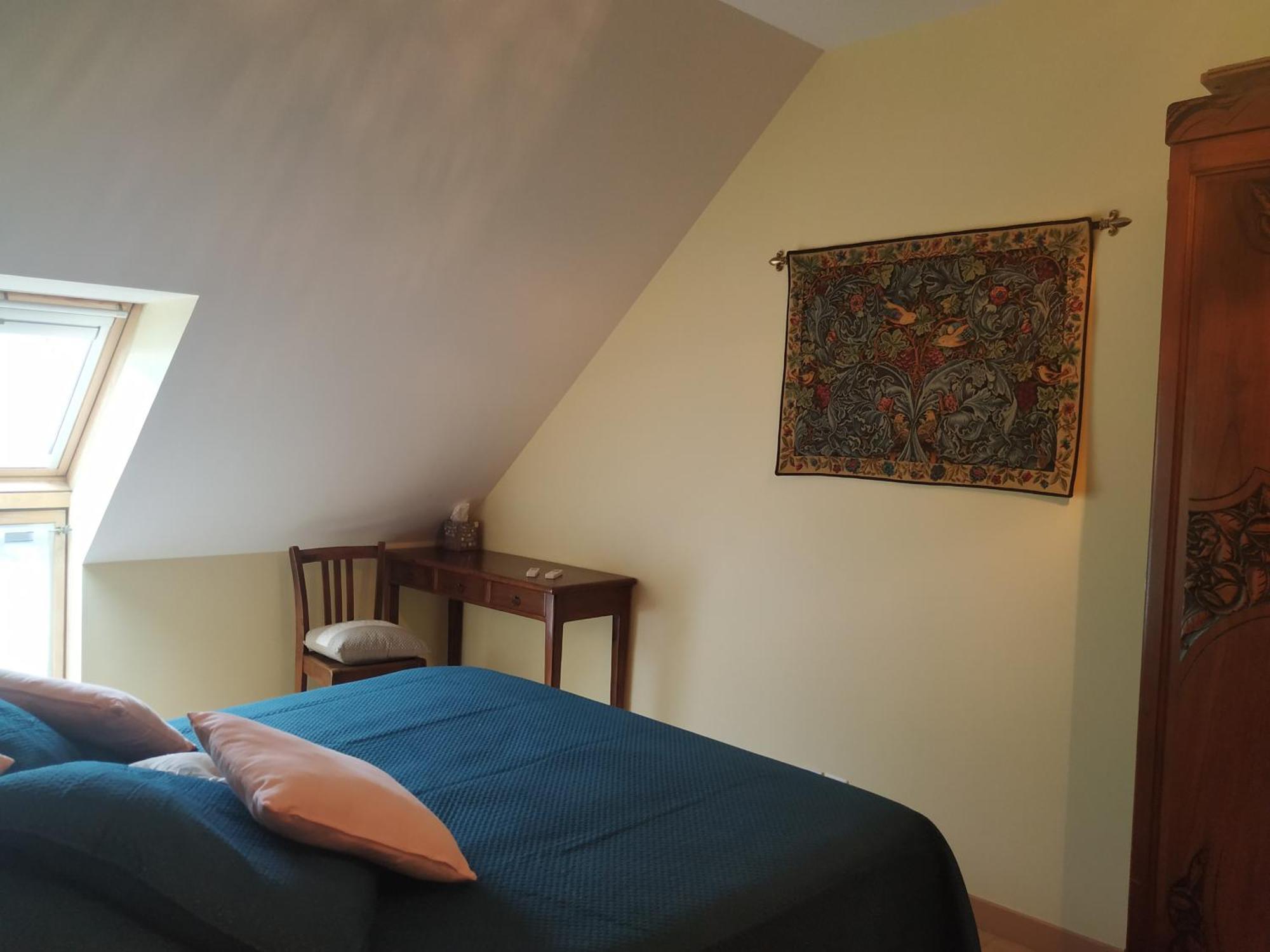 Hotel Le Logis Du Livier Saint-Georges-sur-Layon Habitación foto